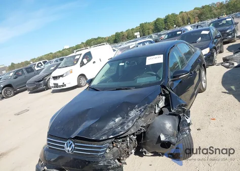 2012 Volkswagen Passat 2.5L S из США, поврежденный, VIN 1VWAP7A33CC014783